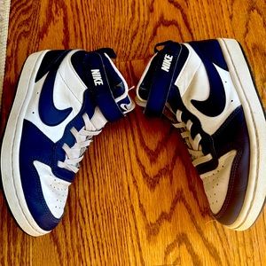 Nike high tops size 1 little kids.